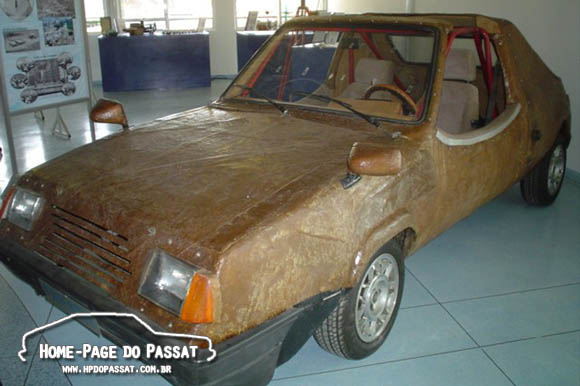 Poubel - Carro de fibra de juta
