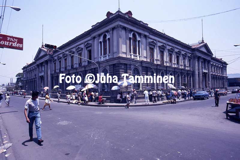 Passat em El Salvador, 1986